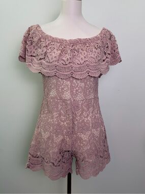 Fashion Nova Size Large Blush Lace Crochet Off The Shoulder Romper